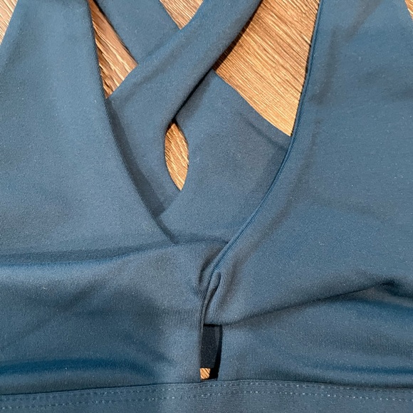 2 for $18 🦾 Fabletics Ella Sports Bra II - Picture 3 of 9